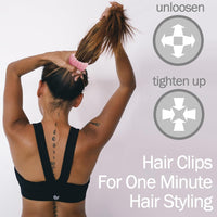 Frau mit rosa Haarklammer, Pferdeschwanz, schwarzes Sporttop, Haarstyling-Anleitung.