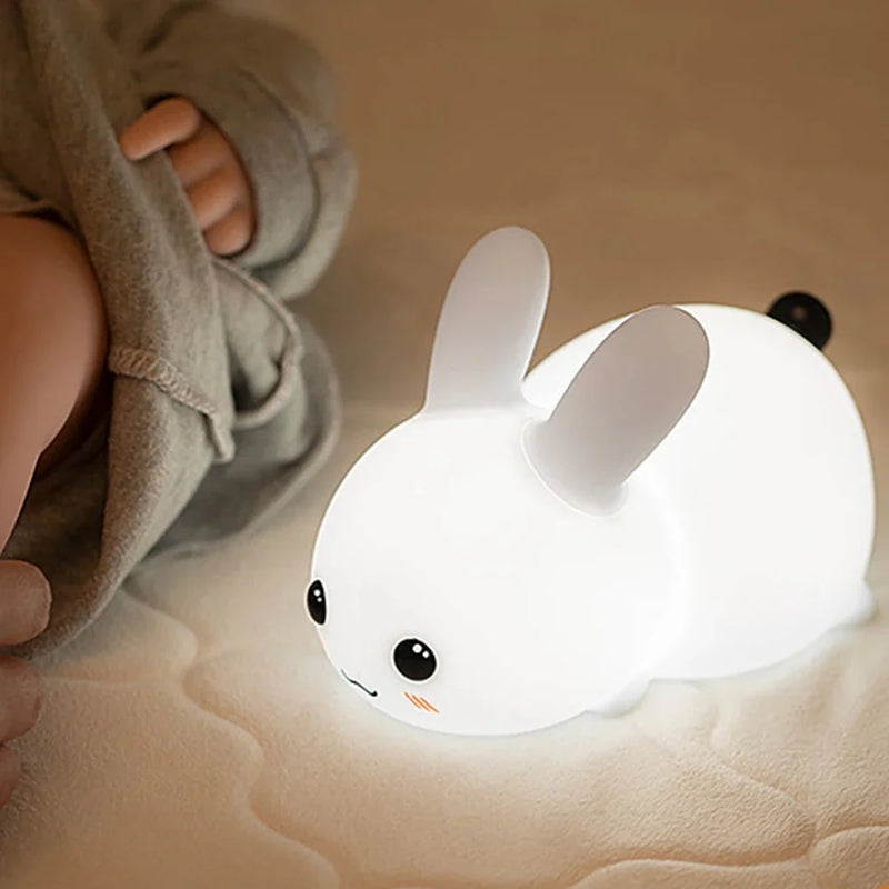 Nachtlicht Hase LED Kinderzimmer Lampe, weiß, süßes Design, energiesparend, Schlafhilfe.