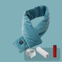 Blaue beheizbare Schal mit USB-Kabel und Powerbank, ideal für kalte Tage.