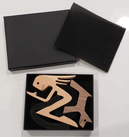 Holz-Puzzle in schwarzer Box, modernes Design, Geschenkidee, Dekoration, handgefertigt.