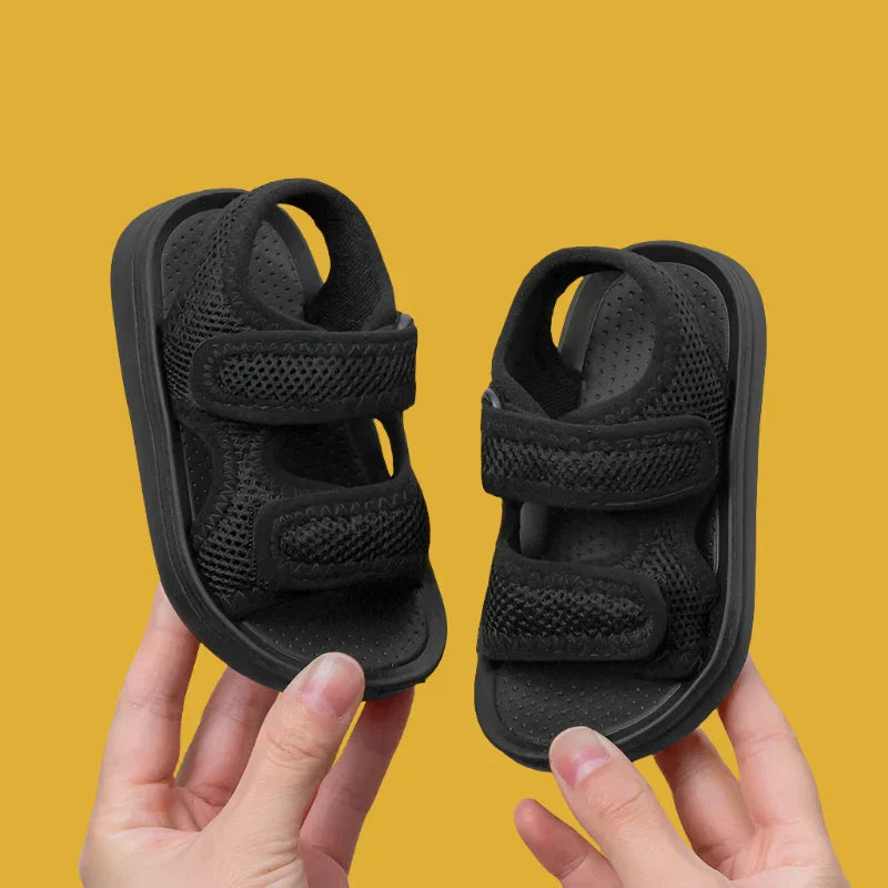 Atmungsaktive Kinder-Sandalen mit weicher Sohle & Schnellverschluss – Laufleicht