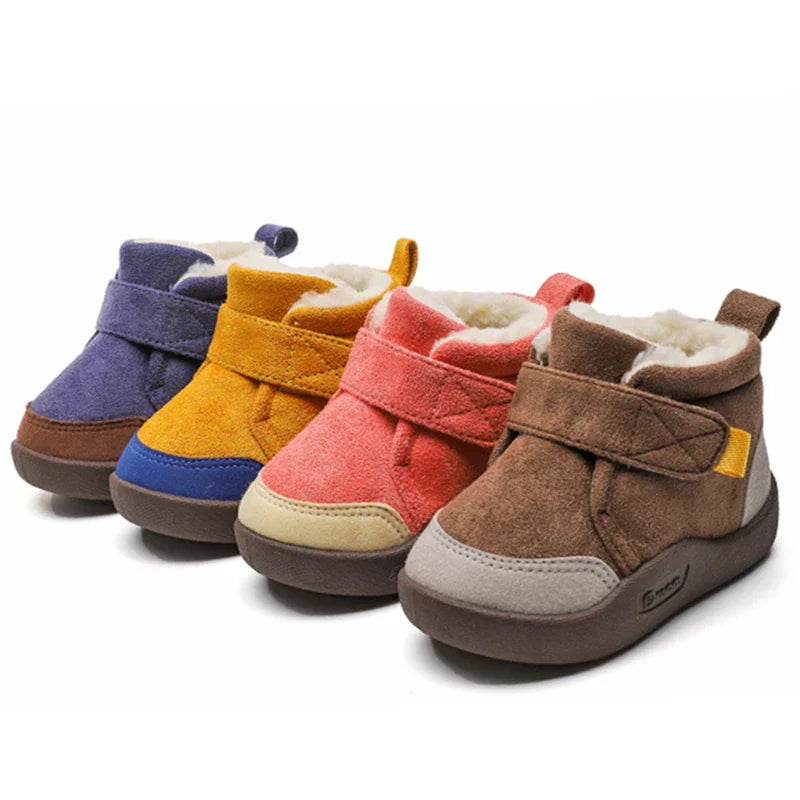 Gefütterte Winterstiefel für Kinder mit Klettverschluss – FrostPace (1+1 Gratis) – Winterzauber Edition