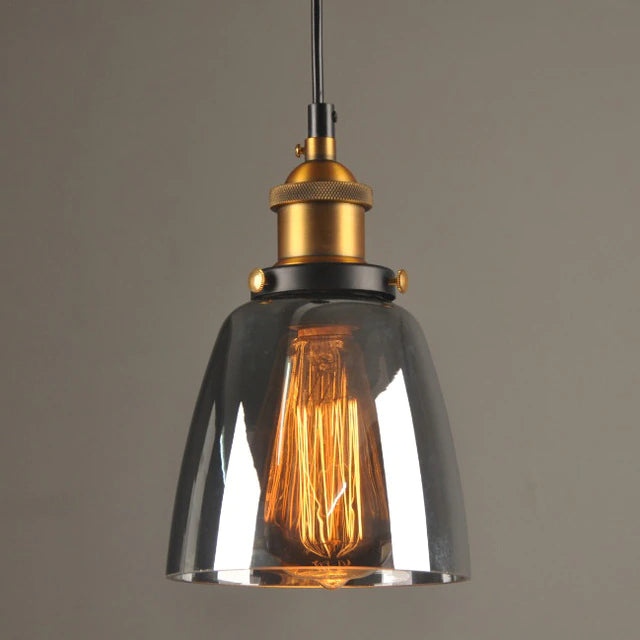 Industrielle Hängelampe aus Glas mit Edison-Glühbirne, Vintage-Stil, schwarz-gold.