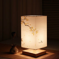 Japanische Tischlampe, skandinavisches Design, gelbe Blumen, Holzsockel, Schlafzimmerbeleuchtung.