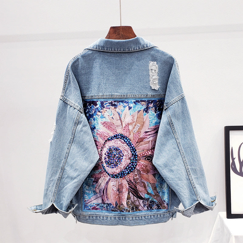 Jeansjacke mit Sonnenblumenmuster, hellblau, Damenmode, lässig, bestickt, Vintage-Stil.