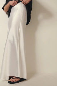 Herbstlicher Satinrock mit Hoher Taille – Leona