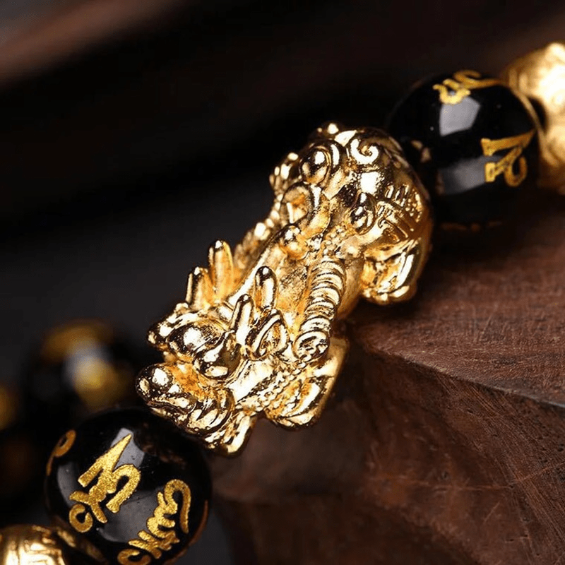 Schwarzes Obsidian-Armband mit goldenen Pi Xiu Anhängern, Glücksbringer, Feng Shui Schmuck.