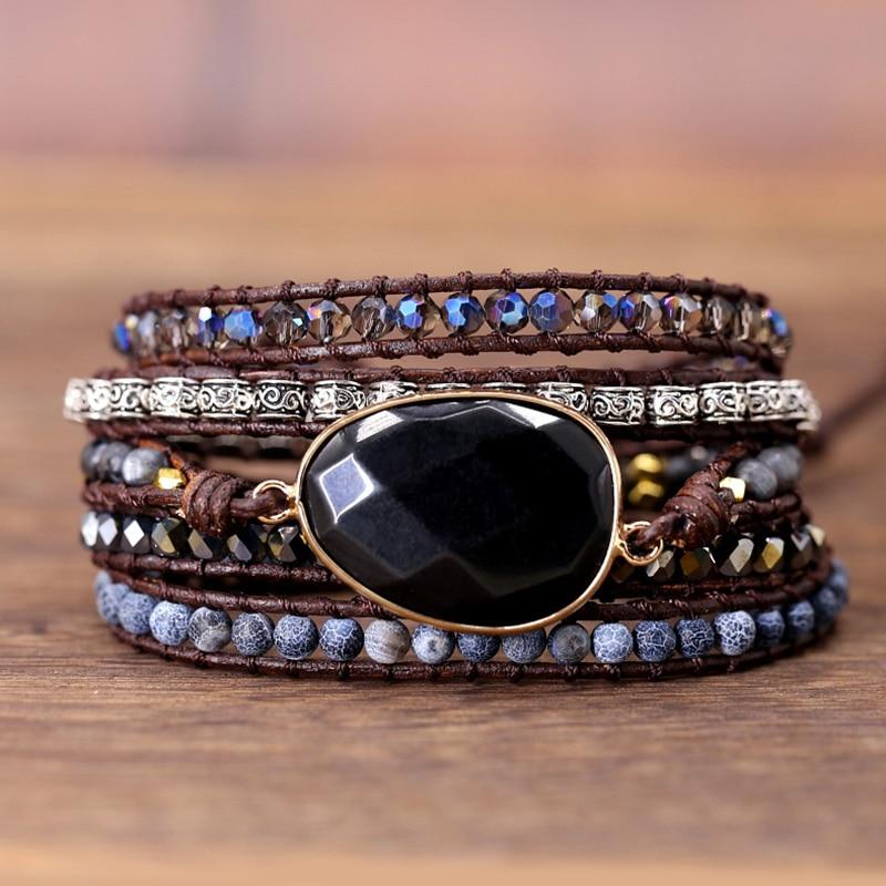 Handgemachtes Wickelarmband, Onyx, braunes Leder, Boho-Stil, Schmuck für Damen.
