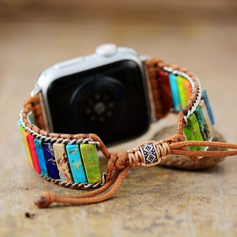 Handgemachtes Boho Apple Watch Wickelarmband, bunte Steine, Leder, Chakra Design.