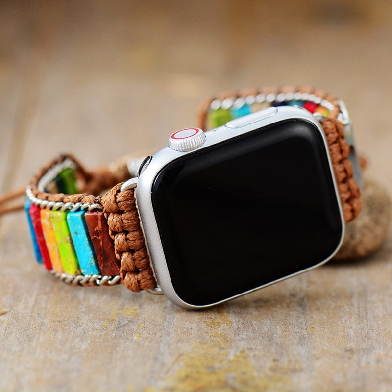 Handgemachtes Boho Apple Watch Wickelarmband, bunte Steine, braunes Leder, modisch, einzigartig.