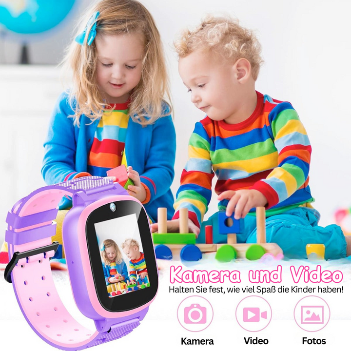 Lila Kinder-Smartwatch mit Kamera, ideal für Fotos und Videos, spielende Kinder im Hintergrund.