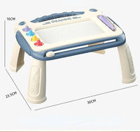 Kinder-Zeichentisch, beige-blau, mit Magnettafel und Stift, 30x23,5x16 cm, Spielzeug.