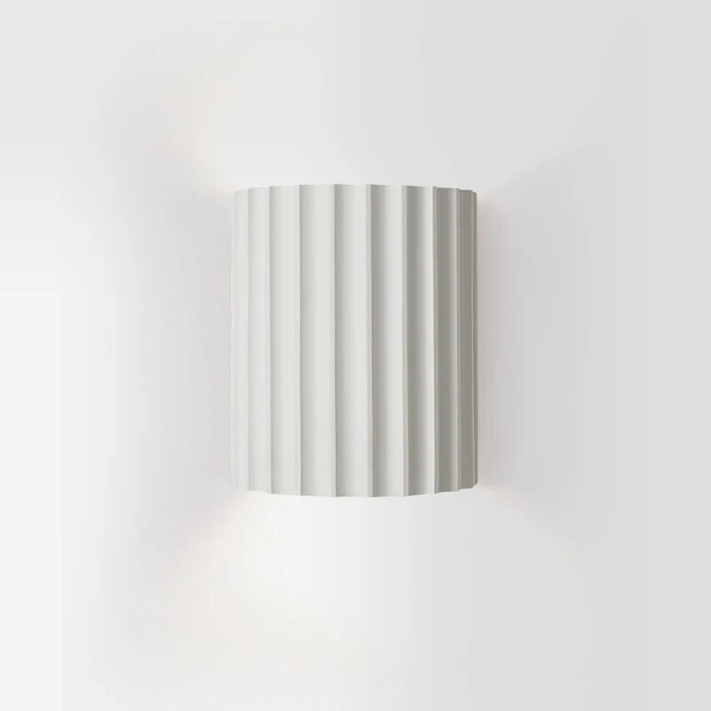 Minimalistische weiße LED-Wandlampe, geripptes Design, modern, Wohnzimmer, Schlafzimmer.