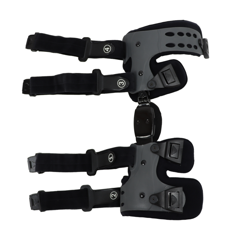 Schwarze orthopädische Knieorthese mit verstellbaren Riemen und Gelenk für Stabilität.