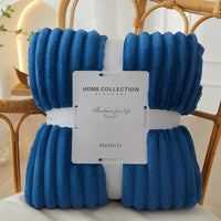Blaue Fleece-Decke, weich, Home Collection, dekorativ, gemütlich, Wohnzimmer, Geschenkidee.