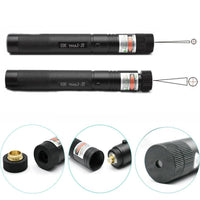 Schwarzer Laserpointer 303, hohe Leistung, mit Batteriefach, ideal für Präsentationen.