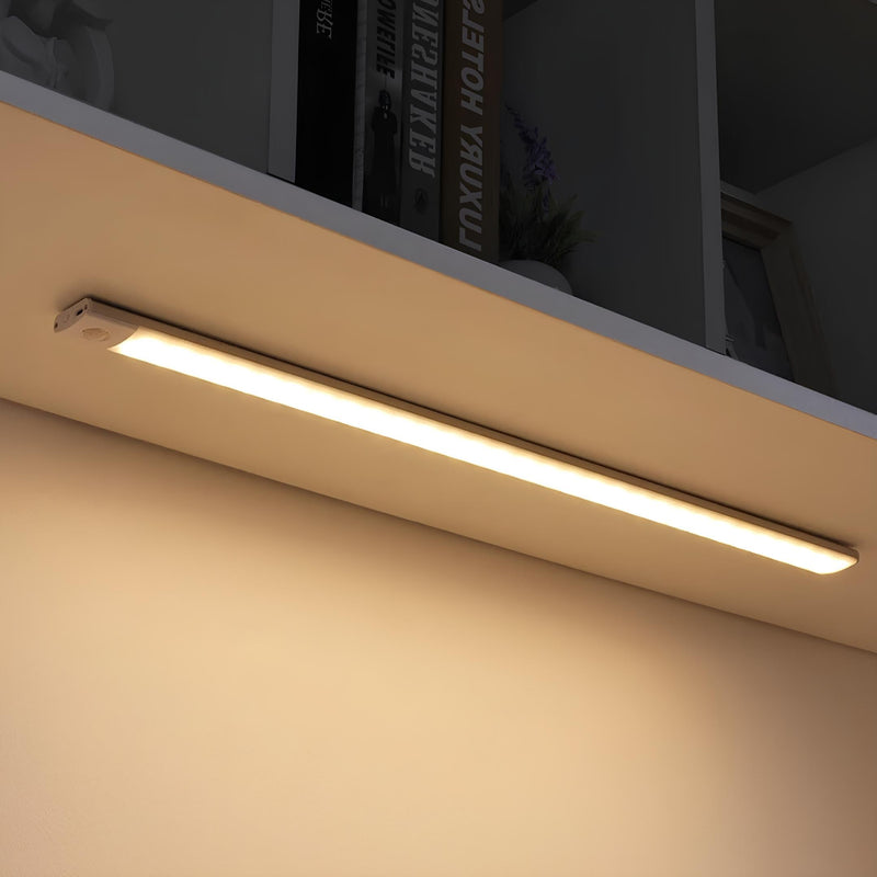 LED-Unterbauleuchte warmweiß, energiesparend, moderne Küchenbeleuchtung, schlankes Design