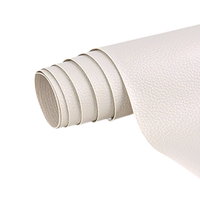 Beige Lederreparaturcreme, glatte Textur, vielseitig, für Möbel und Autositze geeignet.