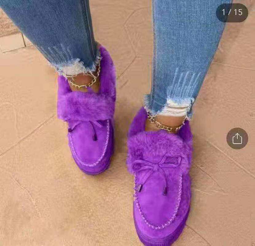 Lila Damen-Winterschuhe aus Wildleder mit Fell, bequem, modisch, ideal für kalte Tage.