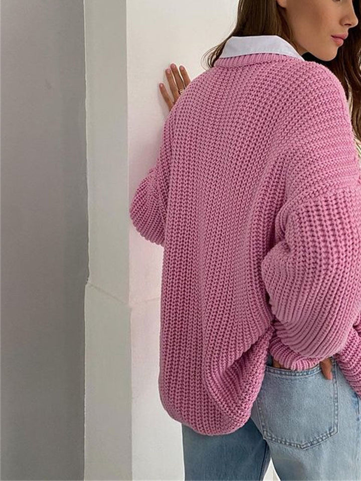 Frau in rosa Strickpullover, lässig, Crew Neck, übergroß, modisch, Damenmode.