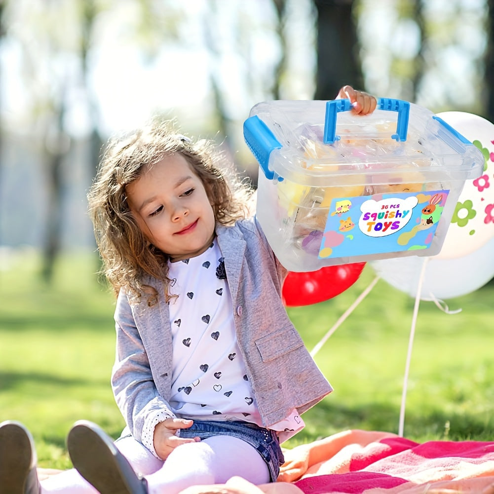Mädchen mit durchsichtiger Spielzeugbox, Herzmuster-Shirt, im Park, bunte Luftballons.