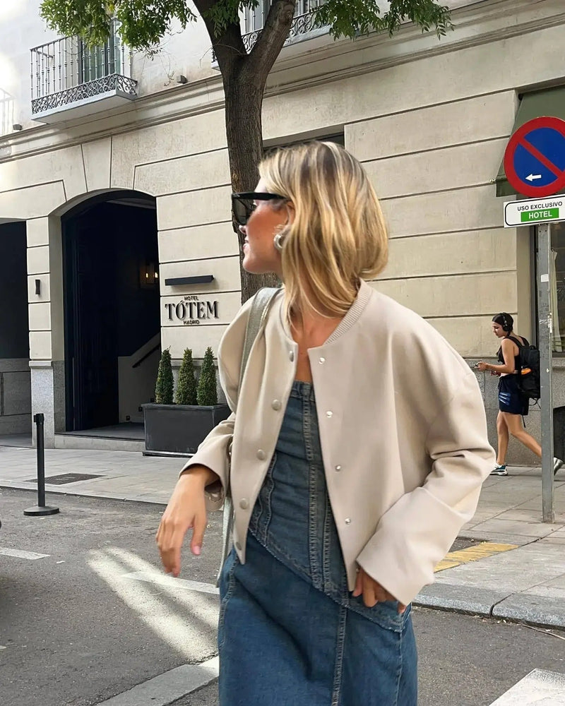 Leichte Damen-Bomberjacke für den Herbst – Gemütlicher Chic mit Stehkragen