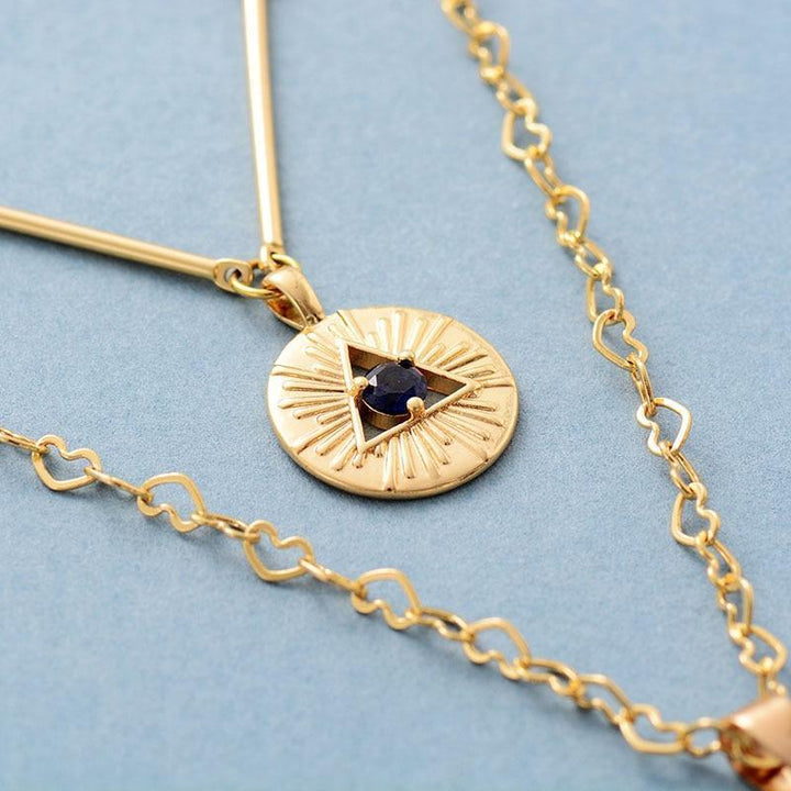 Goldene Halskette mit Lapis-Lazuli-Anhänger, Herzdesign, Zirkonia, Damenmode-Schmuck.