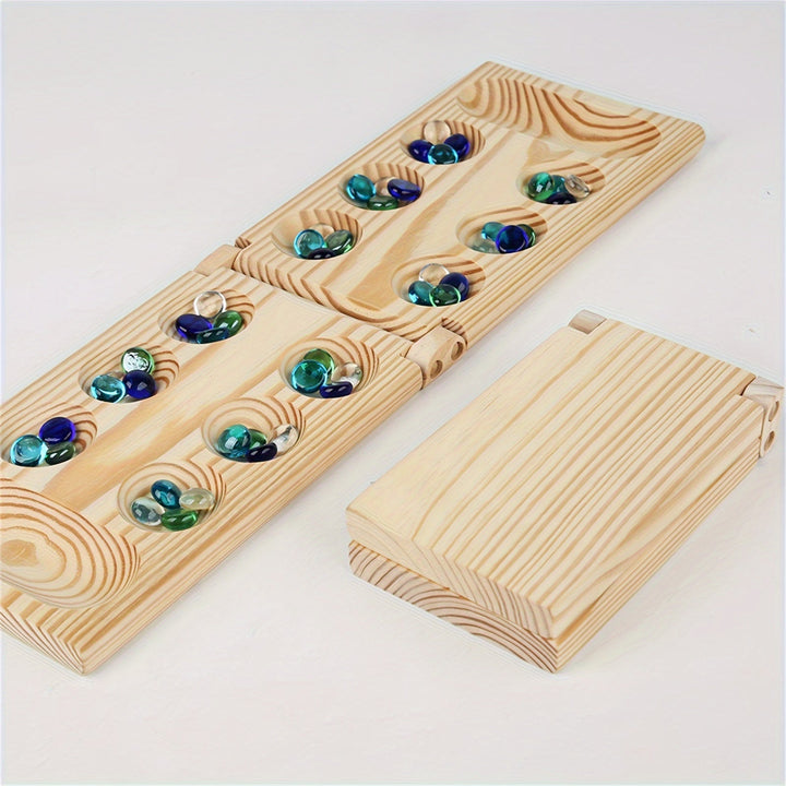 Holz-Mancala-Spielbrett mit bunten Glasmurmeln, klappbar, strategisches Brettspiel.