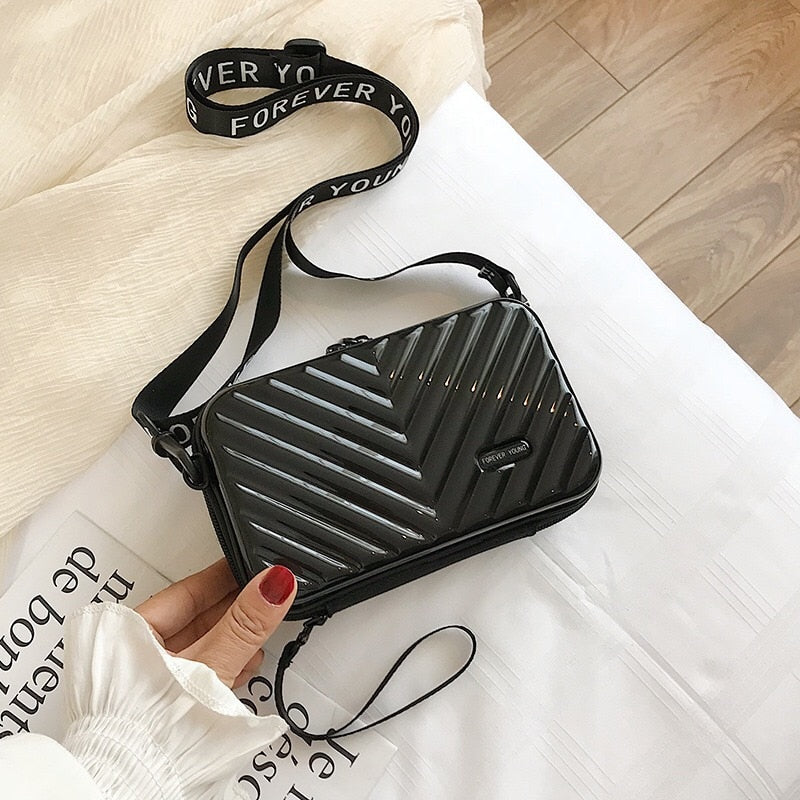 Kompakte Hartschalen-Reisehandtas