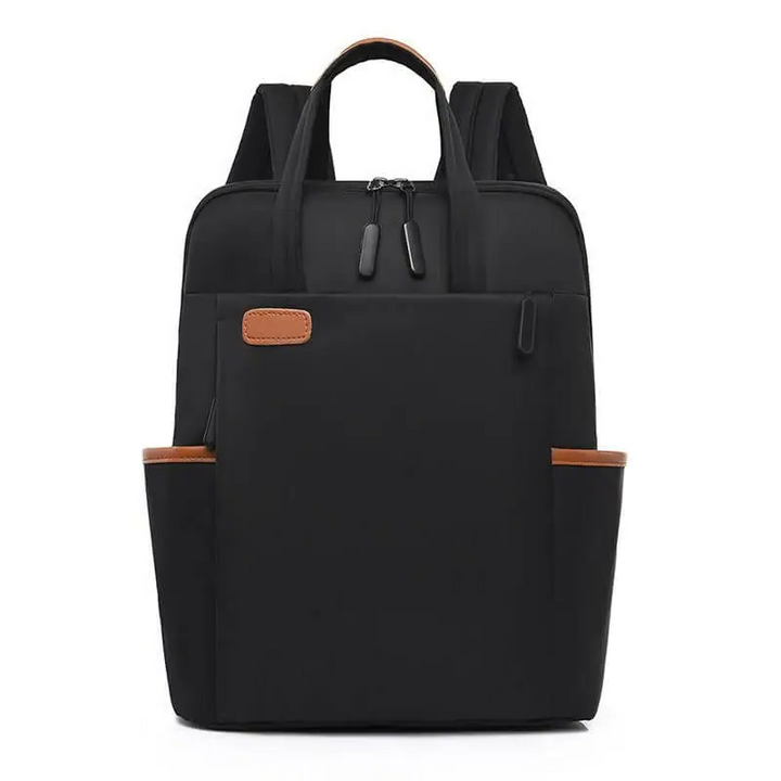 Schwarzer Rucksack mit braunen Akzenten, Laptopfach, wasserabweisend, stilvoll und funktional.