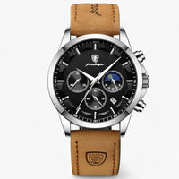 Herrenchronograph mit braunem Lederarmband, schwarzem Zifferblatt, Edelstahlgehäuse.