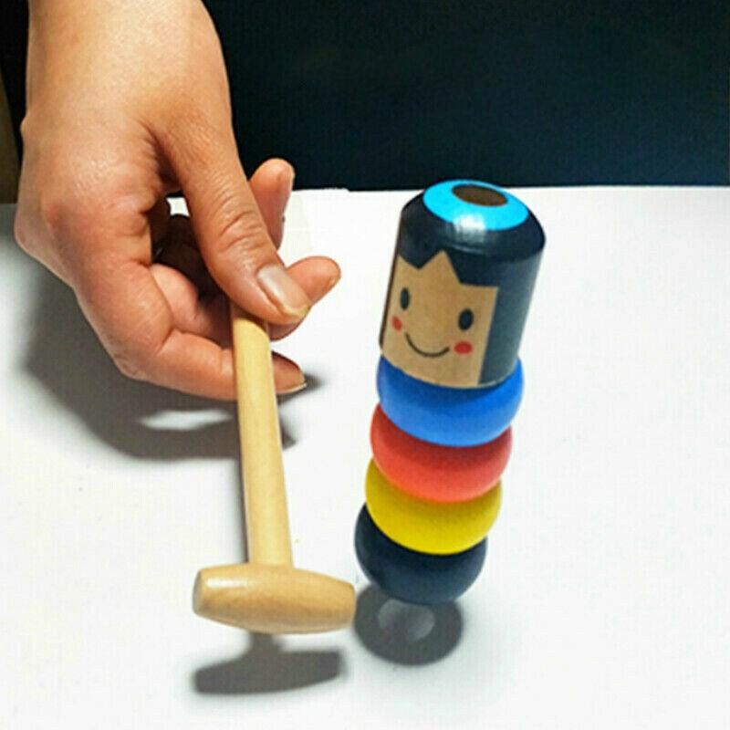 Magnetisches Holzspielzeug mit Ausweich-Trick – Springfigur aus Holz