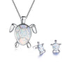 Silberne Schildkröten-Halskette und Ohrringe mit Opal-Einlage, Schmuckset für Damen.