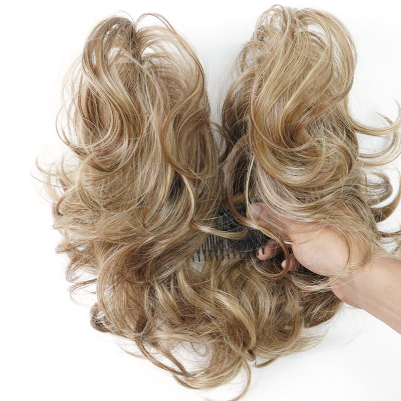 Messy Clip-in Bun mit Seitenclip – Elina