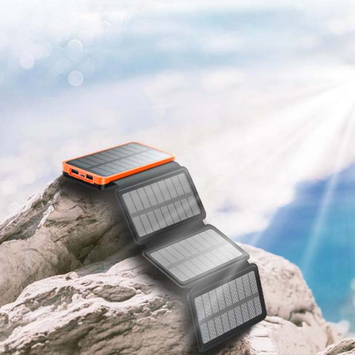 Solar-Powerbank mit 4 Panels und 3 USB-Ausgängen – SunCore