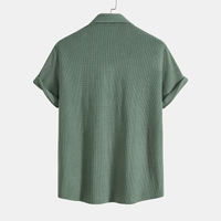 Sommerliche Herren-Loungeset mit Wabenstruktur – Lenn