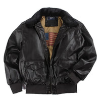 Schwarze Lederjacke mit Fellkragen, amerikanische Flagge innen, modisch, Herrenbekleidung.