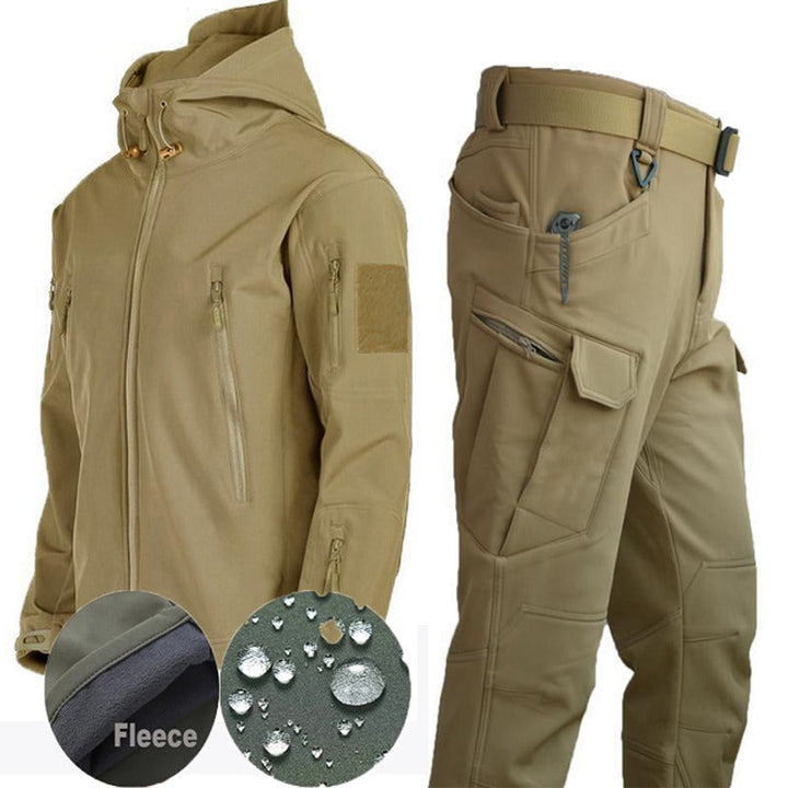 Taktische Jacke und Hose, beige, wasserabweisend, Fleece-Innenfutter, Outdoor-Bekleidung.