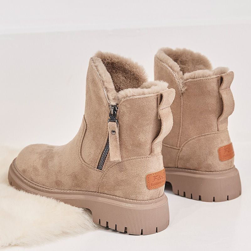 Beige Damen-Winterstiefel aus Wildleder mit Reißverschluss, warm gefüttert, rutschfeste Sohle.