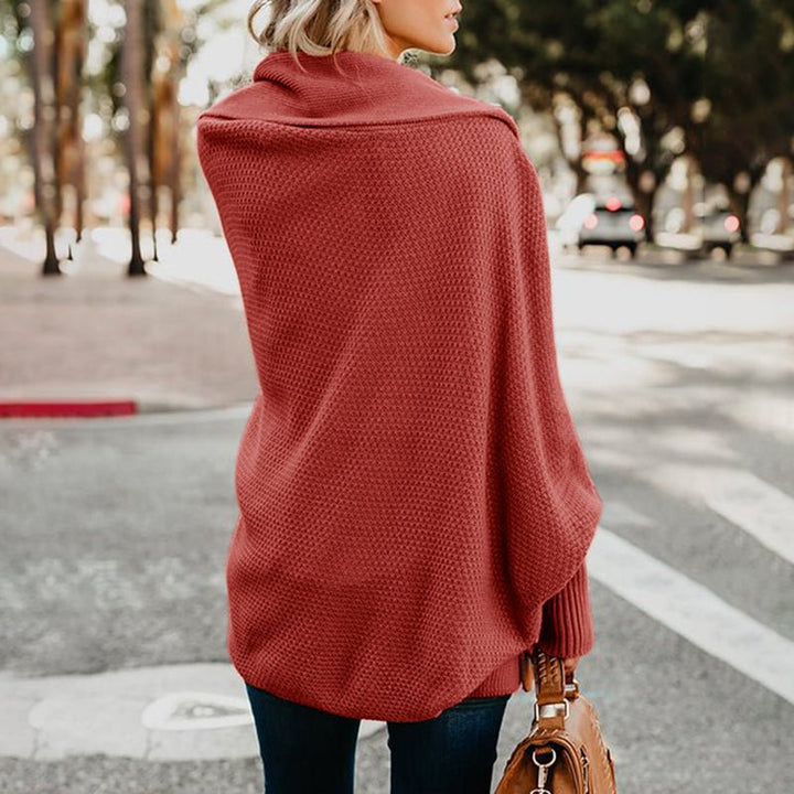 Frau in rotem Strickpullover, Langarm, Herbstmode, Straße, lässiger Stil, Rückansicht