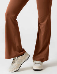 Rückenfreier Jumpsuit mit Schlaghose – Liv