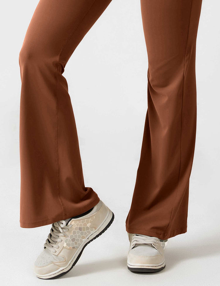 Rückenfreier Jumpsuit mit Schlaghose – Liv