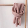Rosa Strickschal aus Baumwolle, weiches Material, modisches Accessoire, Herbst-Winter Schal.