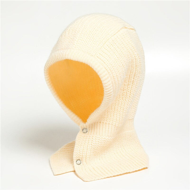 Beige Strick-Balaclava für Damen, weiches Material, modisches Winteraccessoire, warm und bequem.