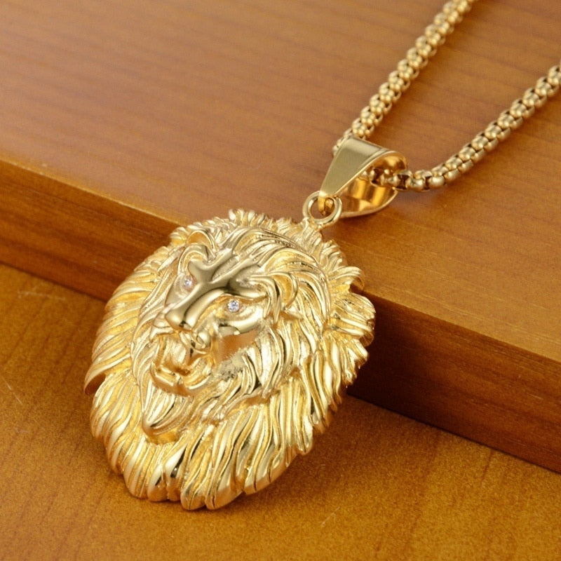Goldene Löwenkopf-Halskette, Herren-Schmuck, Edelstahl, modisches Accessoire, Geschenkidee.