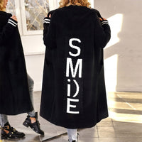 Schwarzer Damenmantel mit Kapuze, "SMILE"-Aufdruck, lässig, warm, Wintermode, Strick.
