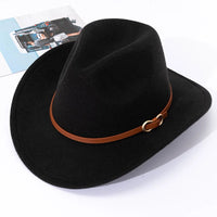 Schwarzer Filzhut mit braunem Lederband, Cowboy-Stil, modisches Accessoire.