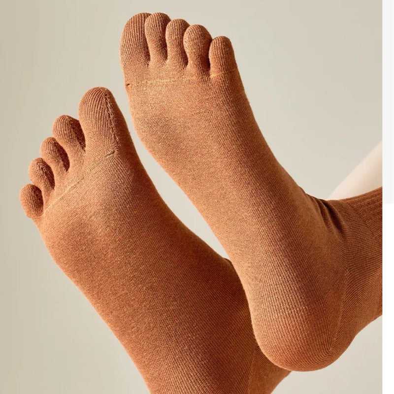 Braune Zehensocken aus Baumwolle, bequem, atmungsaktiv, für Damen und Herren.
