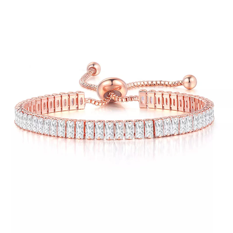 Roségold Armband mit funkelnden Kristallen, verstellbar, elegantes Schmuckstück für Damen.