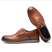Braune Lederschuhe für Herren, elegante Schnürschuhe, rutschfeste Sohle, Business-Look.
